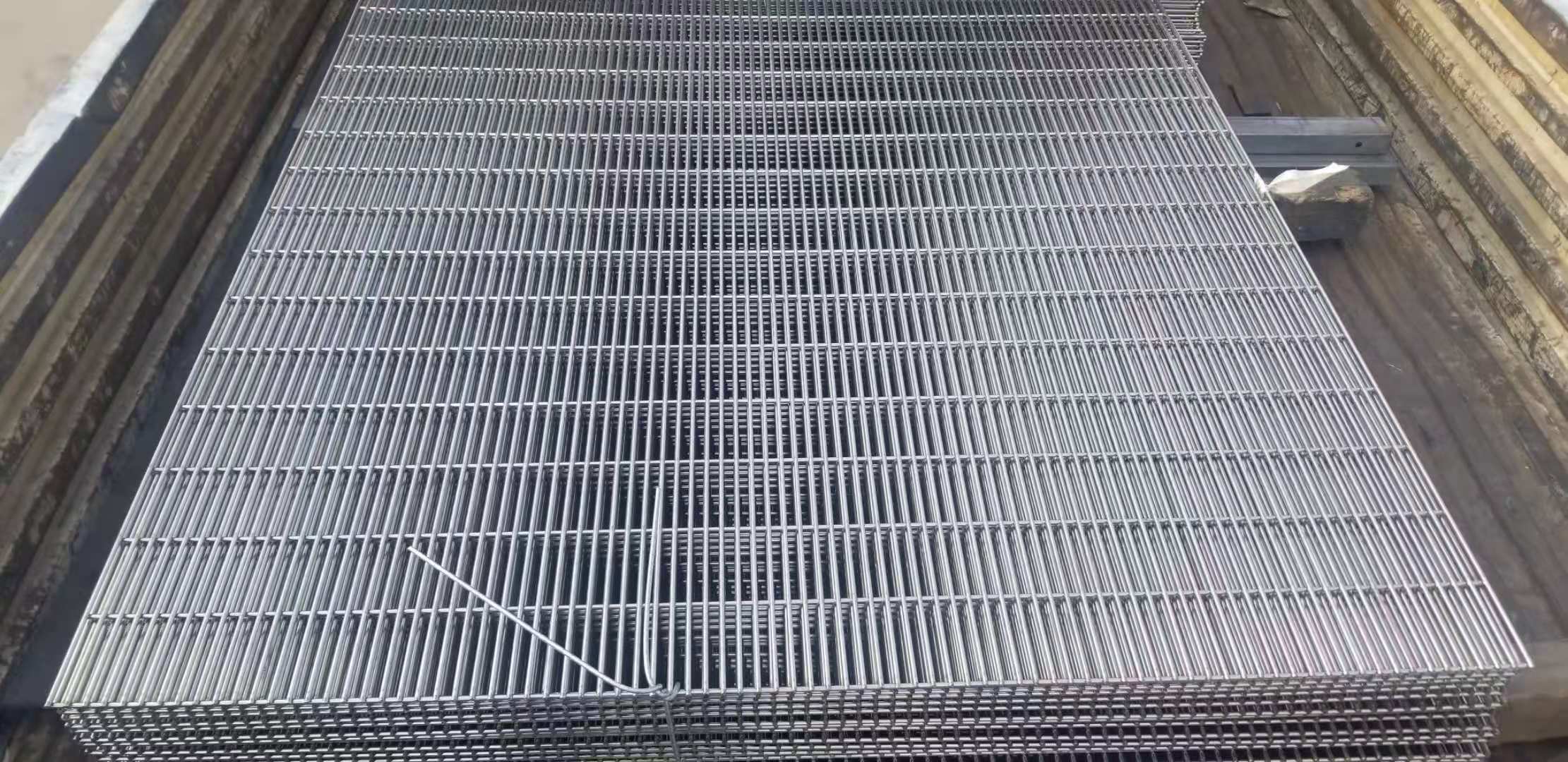 Stainless steel-high security fence