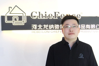 Tom WongSales Manager