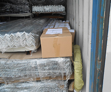 Angle rails packing