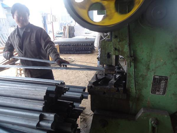 Palisade Fencing Pale Cutting Palisade Fencing Pale Cutting