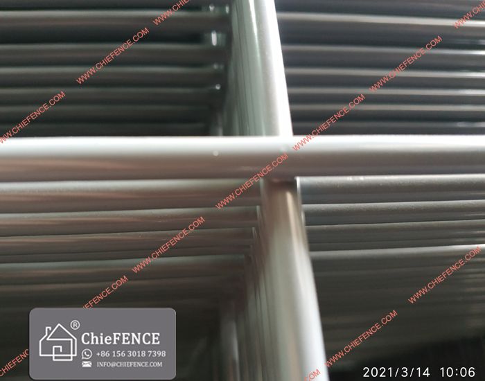 welded mesh fence photos